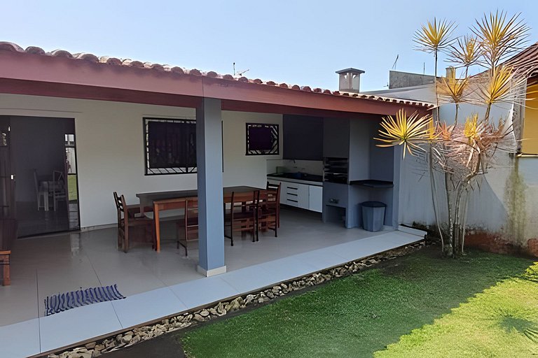 bwelcome - rancho pé na areia com ar condicionado