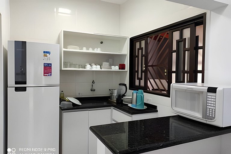 bwelcome - rancho pé na areia com ar condicionado