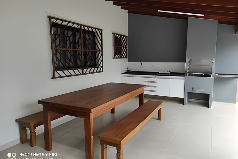 bwelcome - rancho pé na areia com ar condicionado