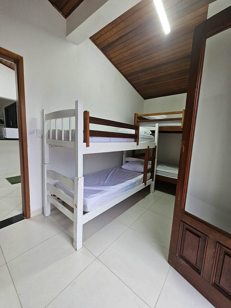bwelcome - rancho pé na areia com ar condicionado